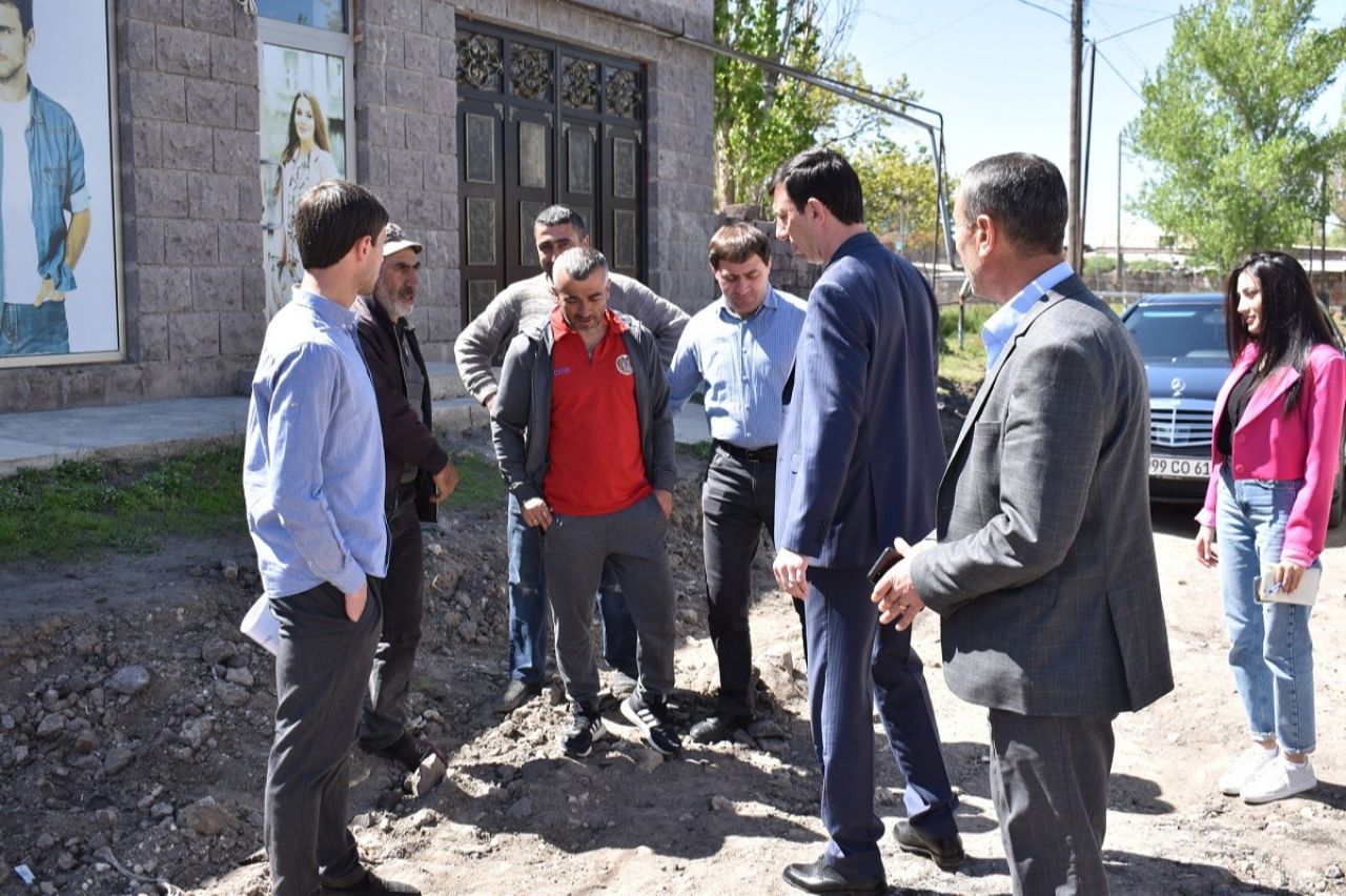 Թալին համայնքի ղեկավար Տավրոս Սափեյանն աշխատանքային այց իրականացրեց Մաստարա և Ծաղկասար բնակավայրեր