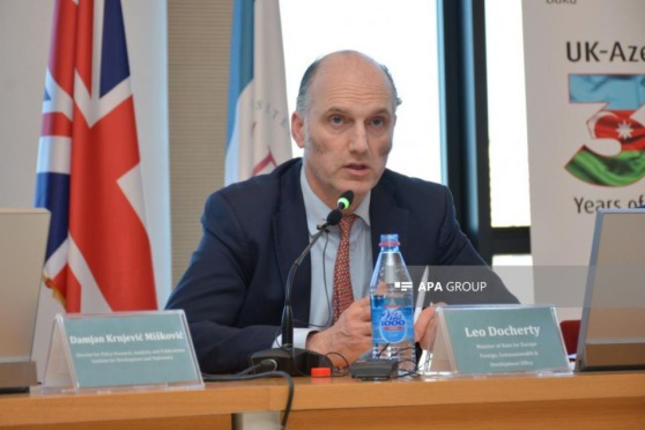 Լաչինի միջանցքի հարցը ՄԹ Եվրոպայի հարցերով պետնախարարը բարձրացրել է Բաքվում