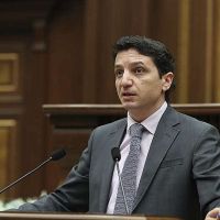 Կառավարության քաղաքականության արդյունքում մեկ անձից գնումներ կատարելու դեպքերը նվազել են․ Ֆինանսների նախարար