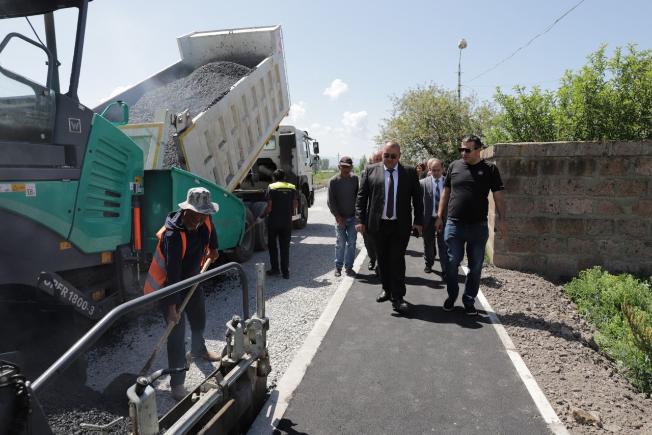 Շիրակի մարզպետ Մուշեղ Մուրադյանը ծանոթացել է Գյումրու Օղակաձև փողոցի հիմնանորոգման աշխատանքների ընթացքին