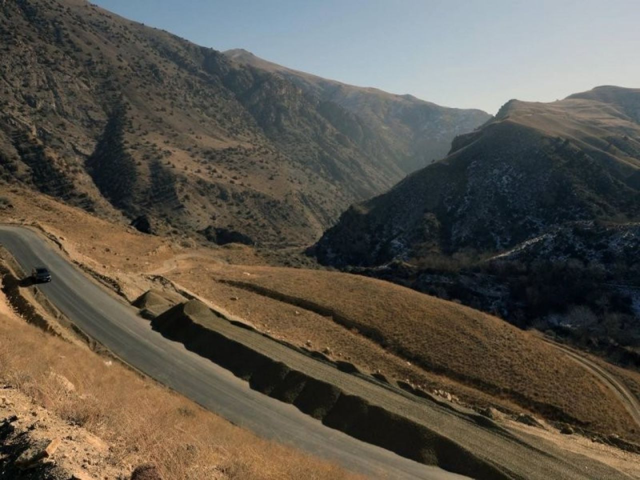 Տաթև–Լծեն ճանապարհահատվածի կառուցումն ավարտված է, Լծեն–Նորավանը շուտով կավարտվի. Սյունիքի մարզպետ