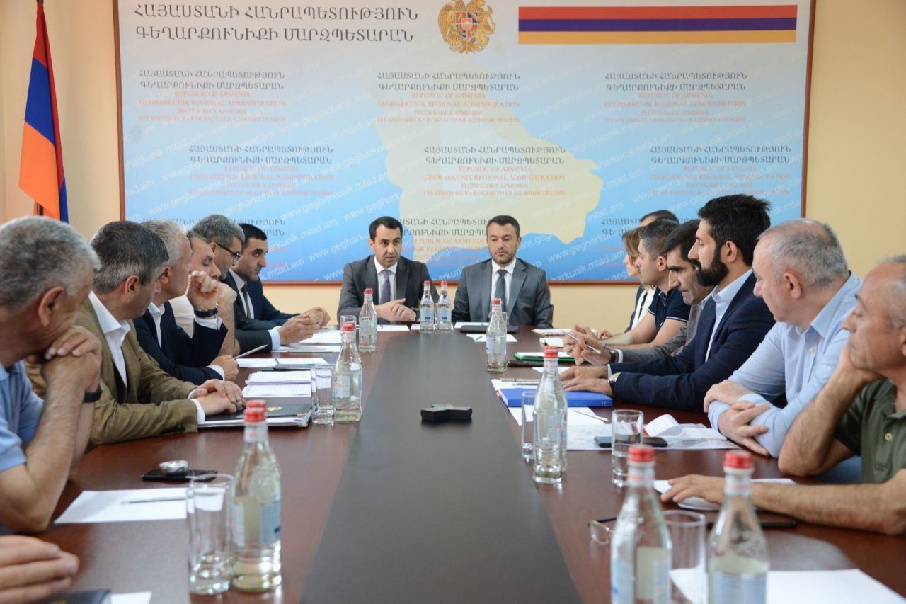 Քննարկվել է Գեղարքունիքի համայնքների եւ «Սևան Ազգային պարկ»-ի միջեւ առկա հիմնախնիրների կարգավորման հարցը