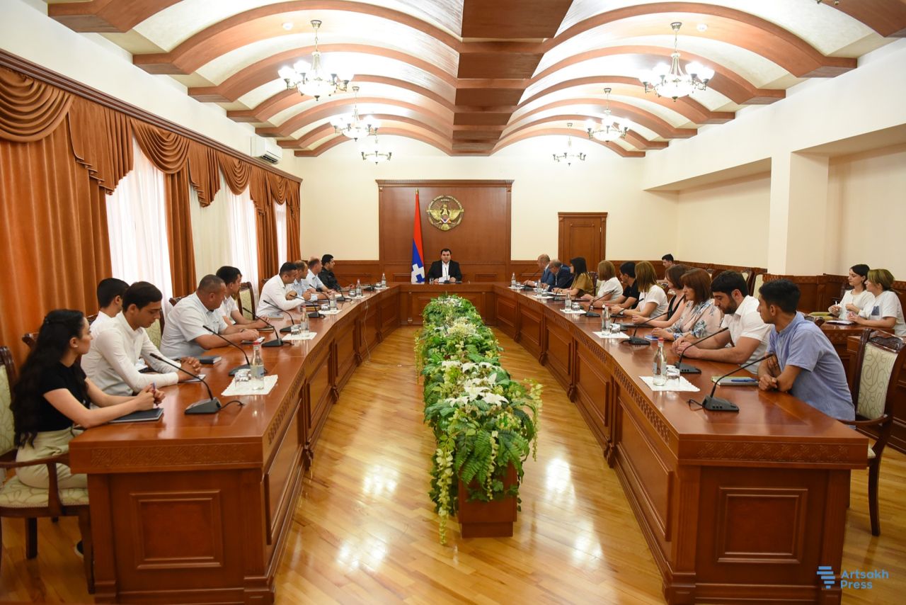 Պարենամթերքի գների վերահսկման նպատակով աշխատանքային խորհրդակցություն․ Արցախ