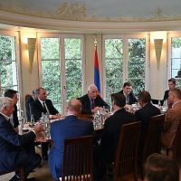 Նախագահ Վահագն Խաչատուրյանը հանդիպել է գերմանական տնտեսության Արևելյան հանձնաժողովի գործարարների հետ