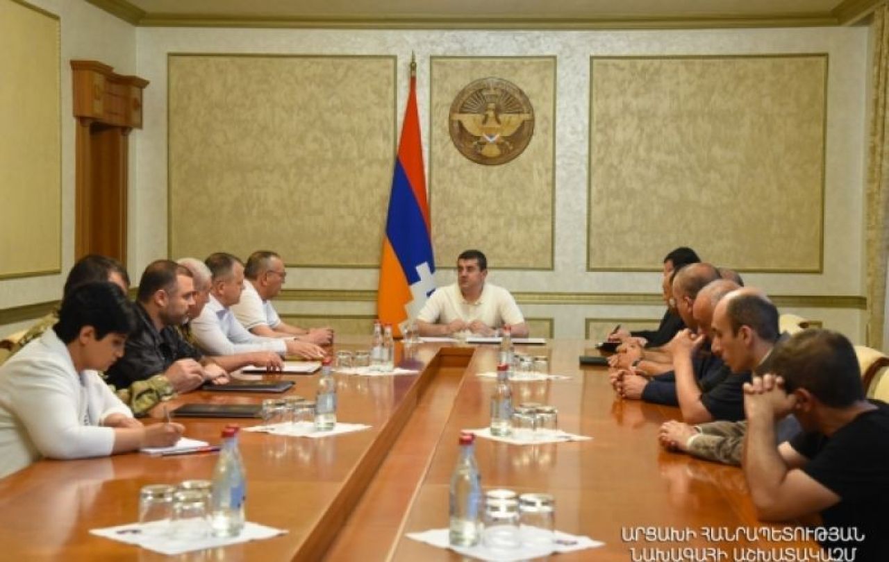 Նախագահ Հարությունյանը խորհրդակցություն է հրավիրել ներքին ու արտաքին անվտանգային խնդիրների լուծման թեմայով