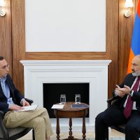 PM Pashinyan gives interview to AFP, refers to policy of Armenia in relations with neighbors and geopolitical centers