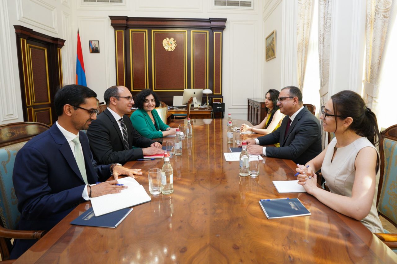 Փոխվարչապետ Տիգրան Խաչատրյանն ընդունել է Հայաստանում ԱՄՀ նորանշանակ մշտական ներկայացուցչին