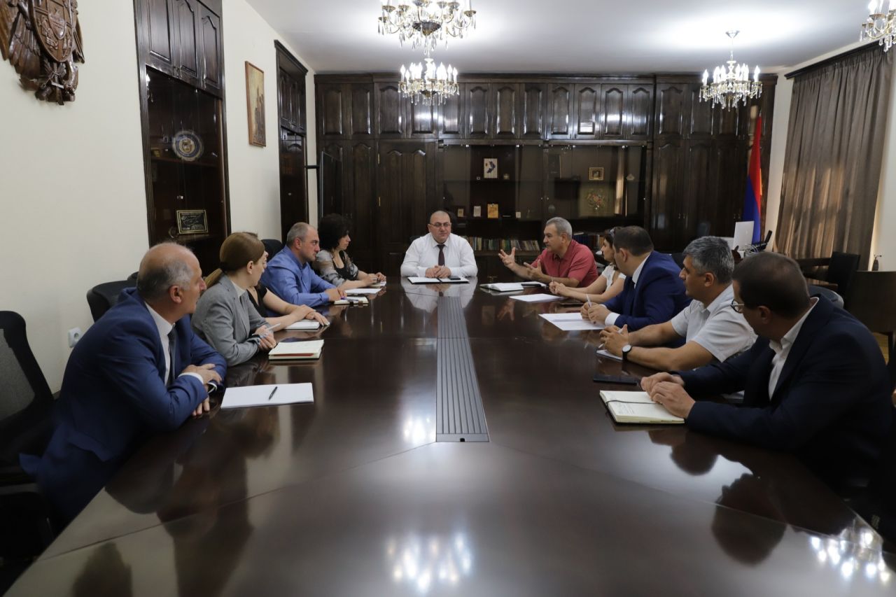 Քննարկվել են Գյումրիում կայանալիք Համահայկական 8-րդ խաղերի բացման հանդիսավոր արարողության կազմակերպչական հարցեր