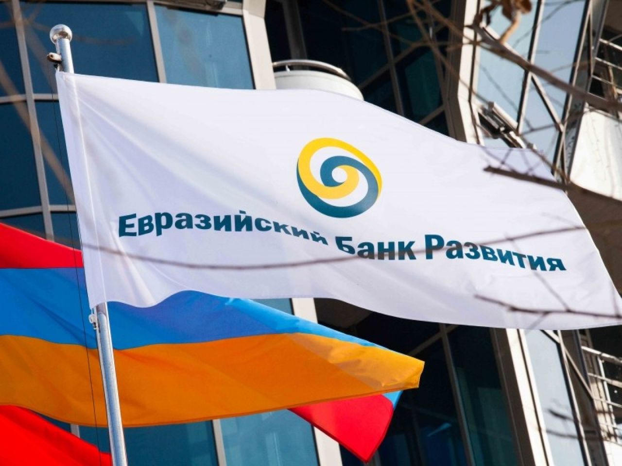Հայաստանում գնաճը կլինի զրոյին մոտ ամբողջ երրորդ եռամսյակում. ԵԶԲ