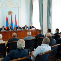 Կառավարության ավելի խոշորածավալ ծրագրերը․ վարչապետը և նախագահը հանդիպել են շինկազմակերպությունների ներկայացուցիչների հետ