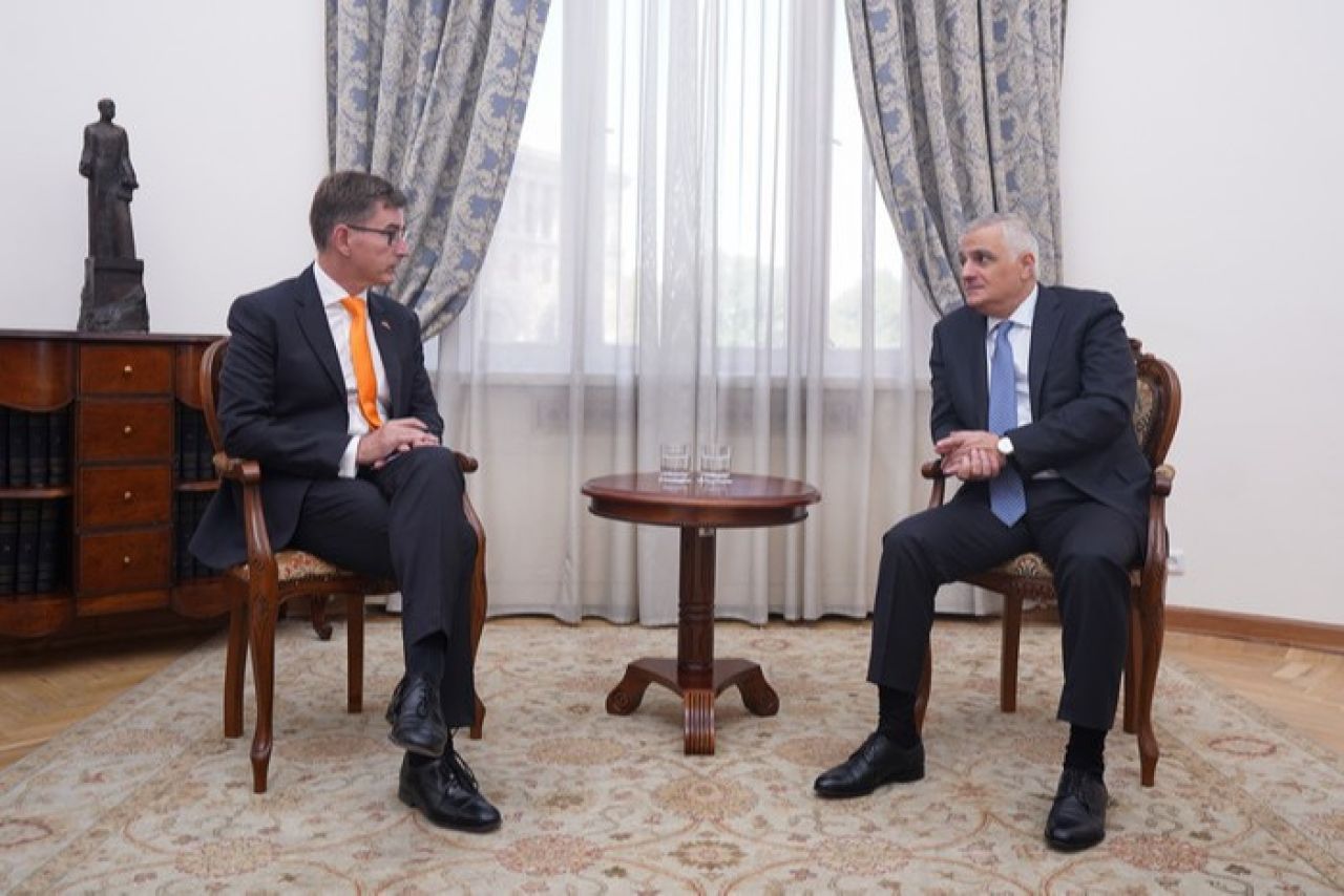 Փոխվարչապետ Մհեր Գրիգորյանը հրաժեշտի հանդիպում է ունեցել Նիդերլանդների դեսպանի հետ