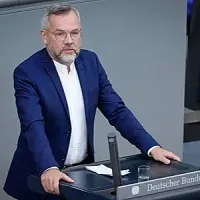 Михаэль Рот не исключил пересмотра экономических отношений ФРГ и Баку