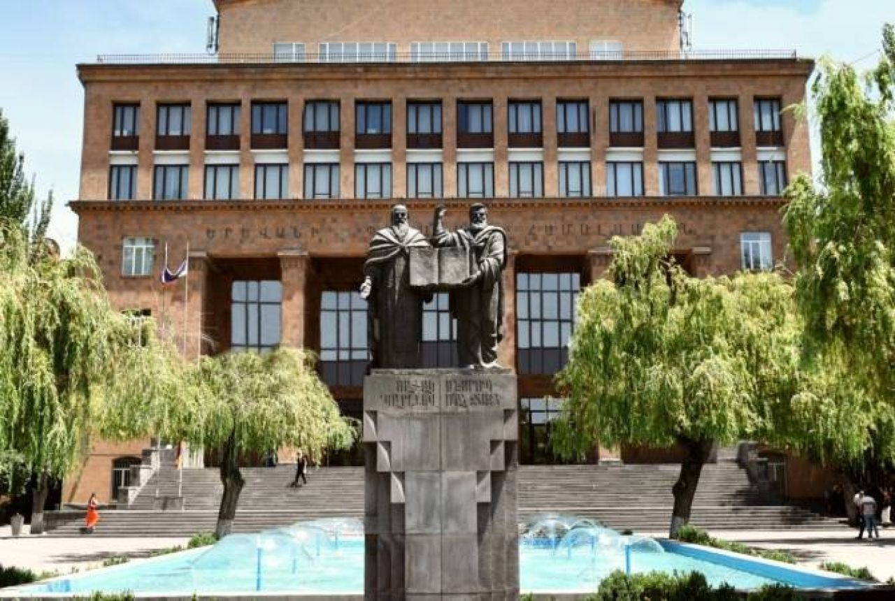 ԵՊՀ-Ն իր ուսուսմնաարտադրական բազաները որպես կեցավայր է տրամադրել Լեռնային Ղարաբաղից բռնի տեղահանվածներին