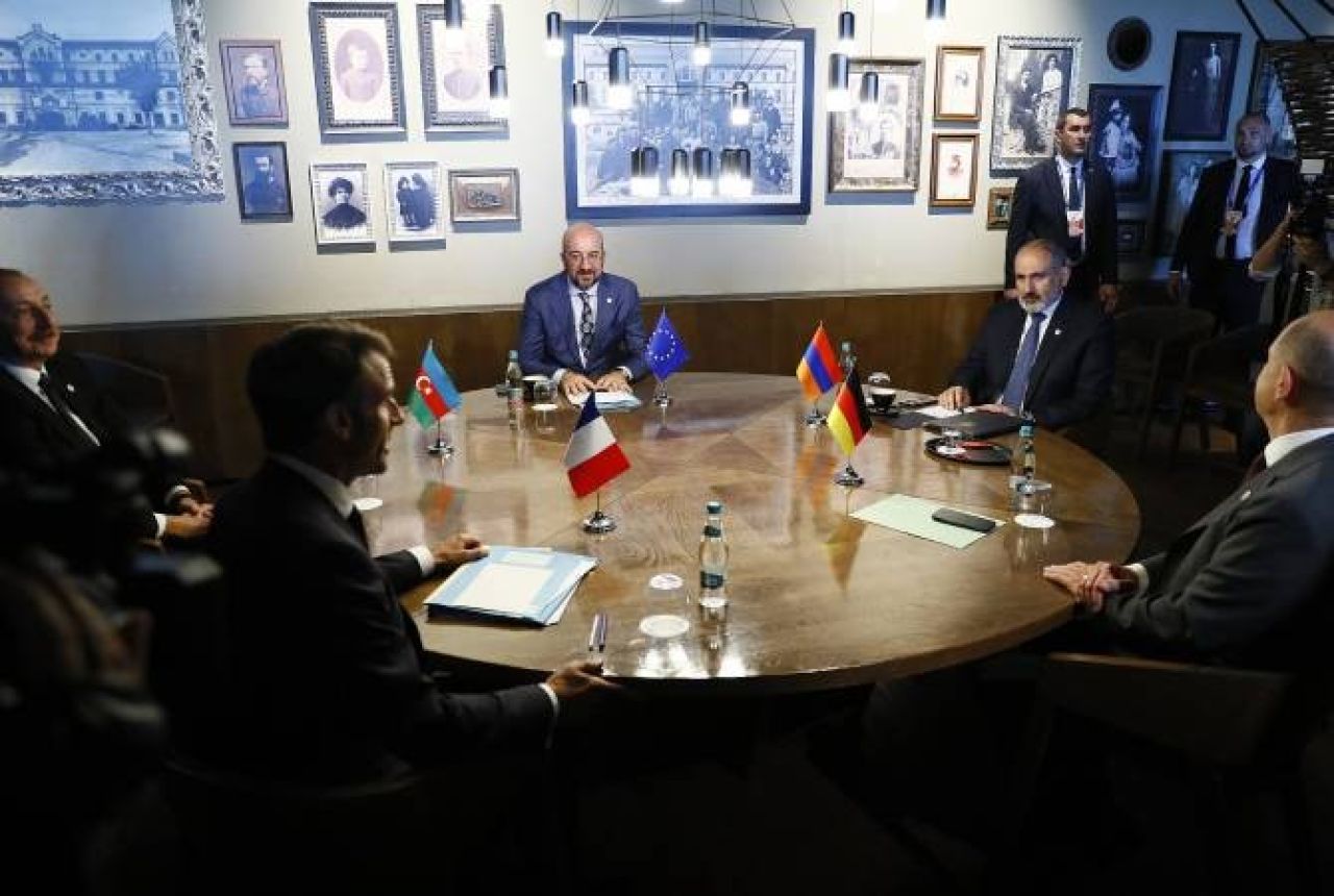 Ադրբեջանը հրաժարվել է Գրանադայում նախատեսված հնգակողմ հանդիպումից