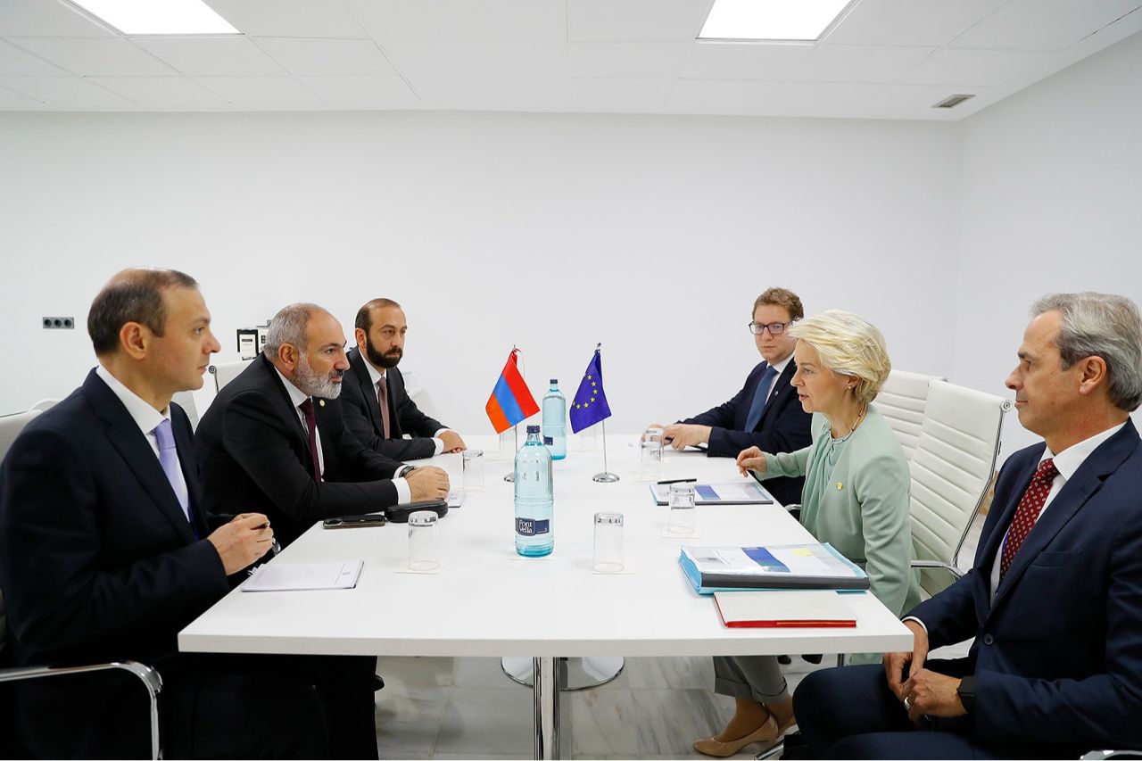 Գրանադայում կայացել է Նիկոլ Փաշինյանի և Ուրսուլա Ֆոն դեր Լայենի հանդիպումը