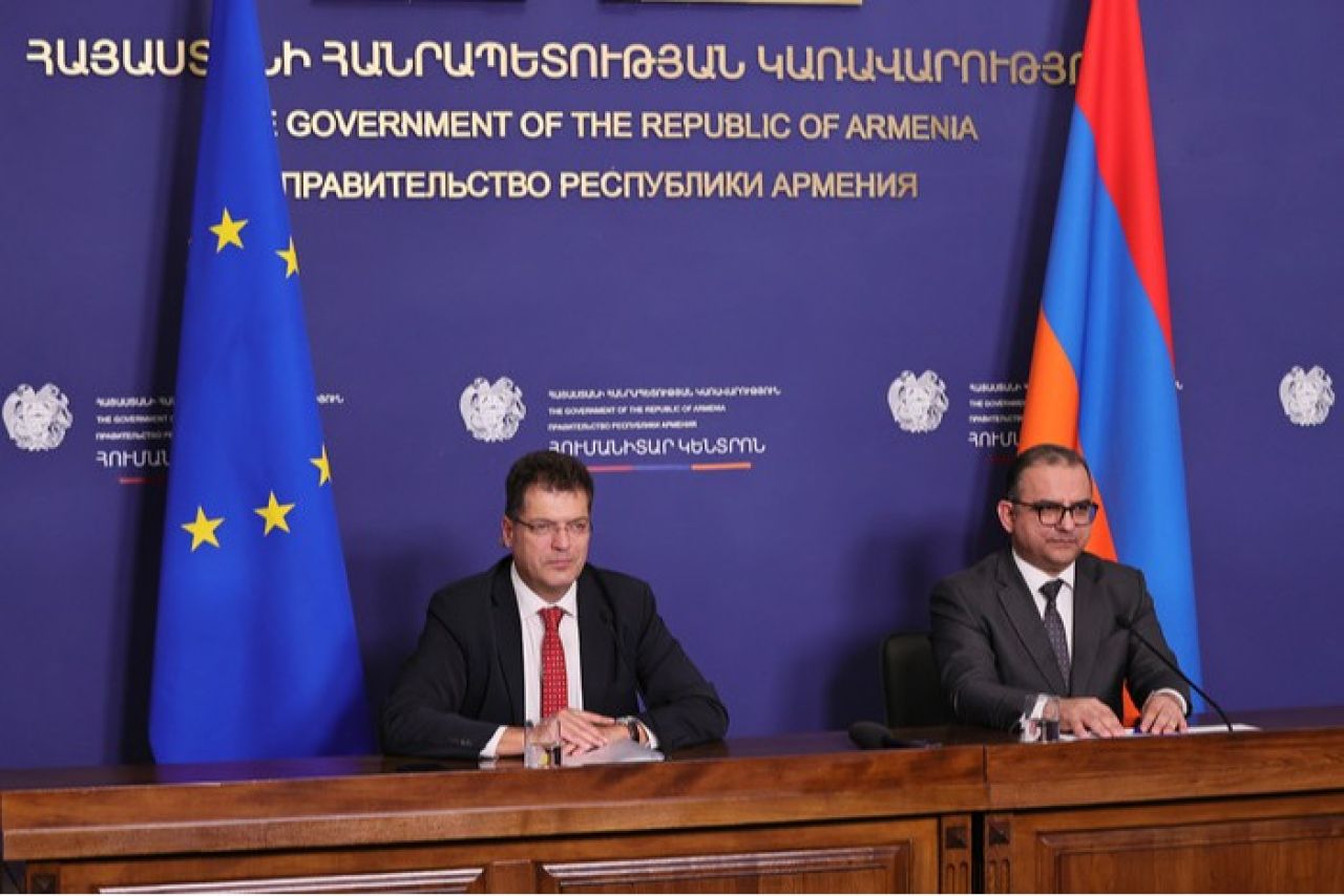 ԵՄ ճգնաժամային կառավարման հարցերով հանձնակատարի հետ քննարկվել են ԼՂ-ից բռնի տեղահանված մեր հայրենակիցների հրատապ կարիքների գնահատման և աջակցության հարցեր