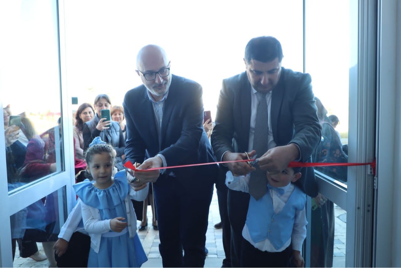Գյումրու «Մուշ-2» թաղամասում կառուցվել և դեռ նախորդ տարի շահագործման էր հանձնվել երկու բազմաբնակարան շենք