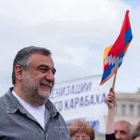 Ռուբեն Վարդանյանի ընտանիքն աջակցում է Արցախից բռնի տեղահանված 5000 ընտանիքի