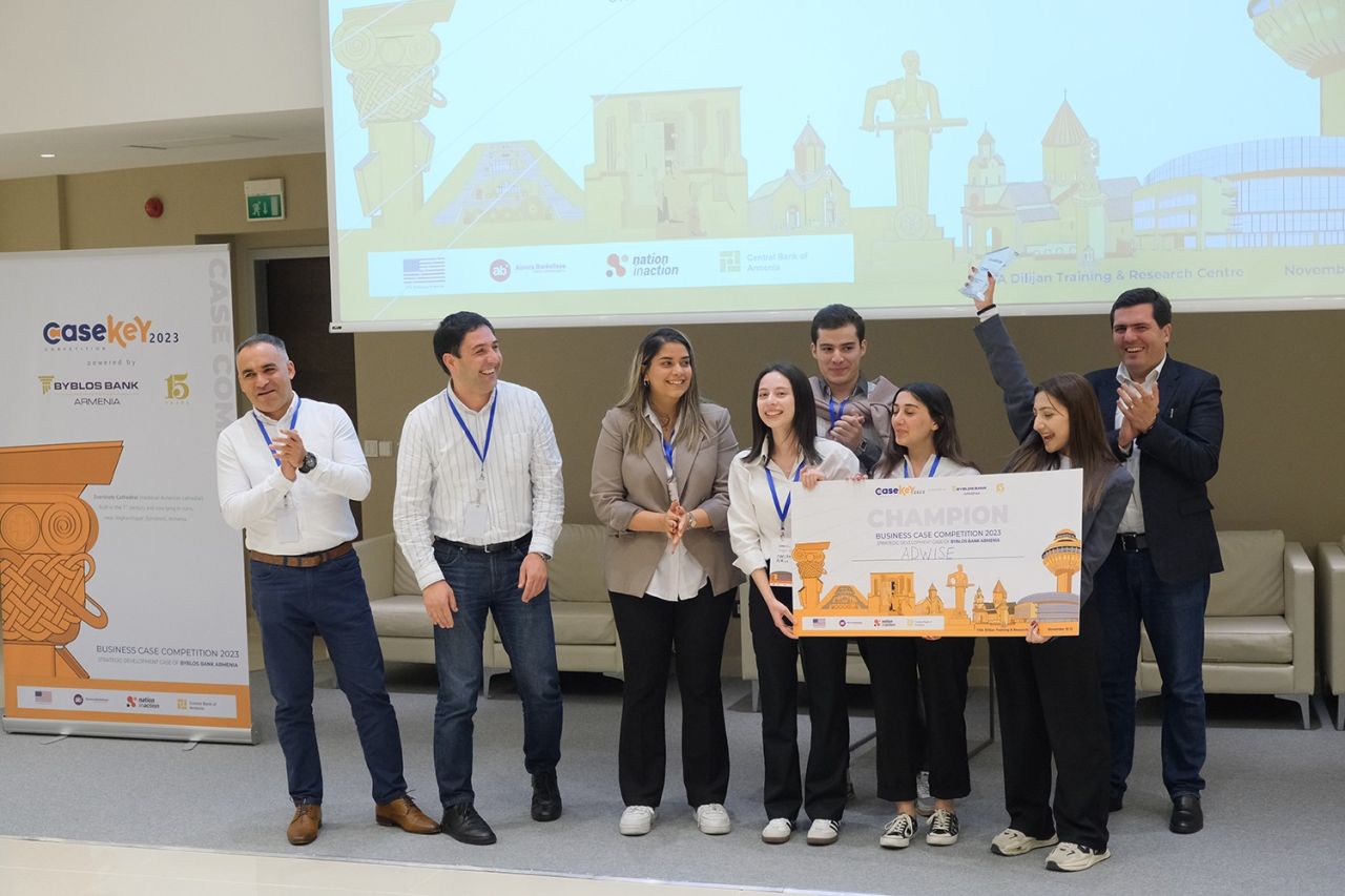 Byblos Bank Armenia Celebrates Education at CaseKey 2023 Gala