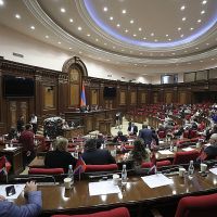 ՀՀ էկոնոմիկայի նախարարի տեղակալ Նարեկ Տերյանը խորհրդարանի քննարկմանն է ներկայացրել է «ՀՀ հարկային օրենսգրքում լրացում կատարելու մասին» օրենքի նախագիծը