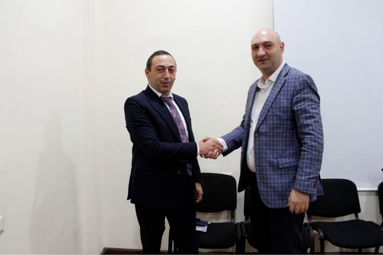 Ջրային կոմիտեում կայացել է հանդիպում Եվրասիական Զարգացման Բանկի ներկայացուցիչների հետ