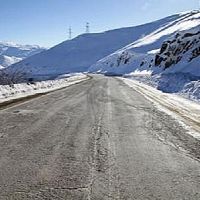 Փակ է «Ամբերդ» օդերևութաբանական կայանից Քարի լիճ տանող ավտոճանապարհը, Ստեփանծմինդա-Լարս ավտոճանապարհը փակ է միայն բեռնատարների համար