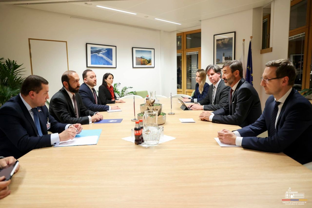 ՀՀ ԱԳ նախարար Արարատ Միրզոյանը հանդիպել է Սլովակիայի ԱԳ նախարար Յուրայ Բլանարին