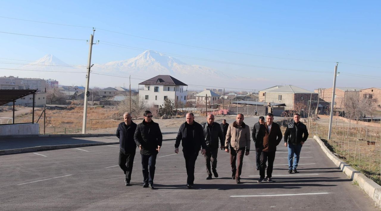 Սեդրակ Թևոնյանը Վեդի համայնքի ղեկավար Գարիկ Սարգսյանի հետ շրջայց է կատարել Վեդի համայնքում