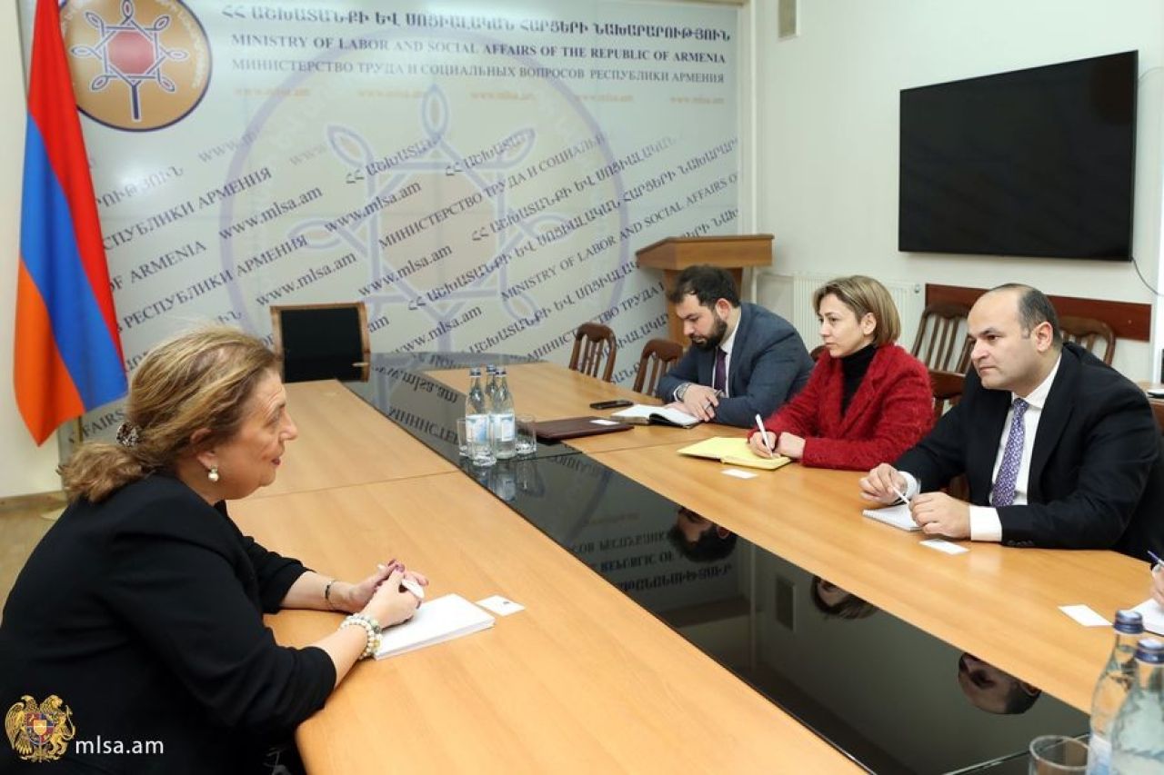 Նարեկ Մկրտչյանն ընդունել է ՀՀ-ում Հունգարիայի արտակարգ և լիազոր դեսպան Աննա Մարիա Շիկոյին