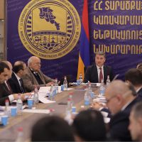 Գնել Սանոսյանը մարզպետների մասնակցությամբ անցկացրել է 2024 թվականի առաջին խորհրդակցությունը