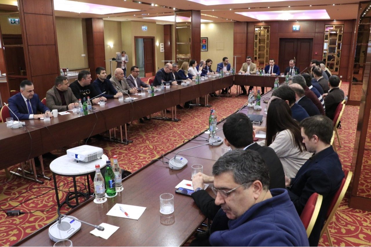Մխիթար Հայրապետյանը ՏՏ համայնքի հետ քննարկել է ոլորտի զարգացմանն ուղղված օրենսդրական փաթեթի նախագծերը