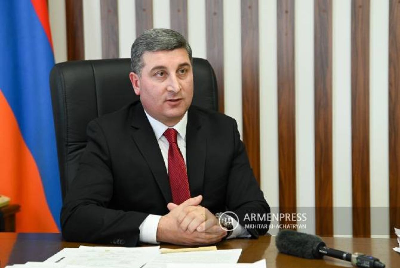 Գնել Սանոսյանը ներկայացրել է ԼՂ-ից բռնի տեղահանվածների բնակապահովման որոշ հավանական տարբերակներ