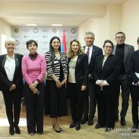 Մարդու իրավունքների պաշտպանն ընդունել է Ֆրանսիայի Ազգային ժողովի Ֆրանսիա-Հայաստան բարեկամական խմբի նախագահ Անն-Լորանս Պետելի գլխավորած պատվիրակությանը