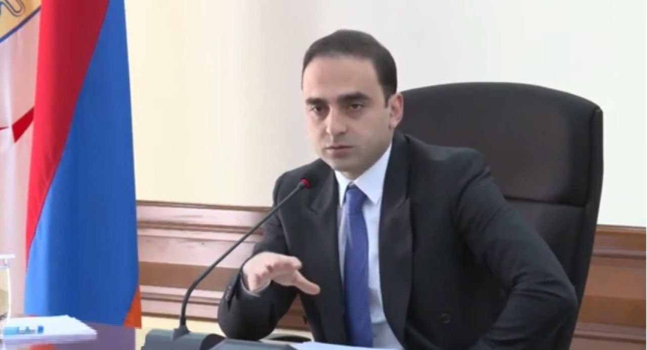 Տնտեսվարողների 20%-ի գովազդները համապատասխանում են նորմերին. Ավինյանը շրջել է Երևանում
