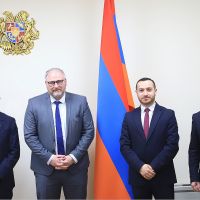Մխիթար Հայրապետյանն ընդունել է Ֆրանսիայի Հանրապետության պատվիրակությանը
