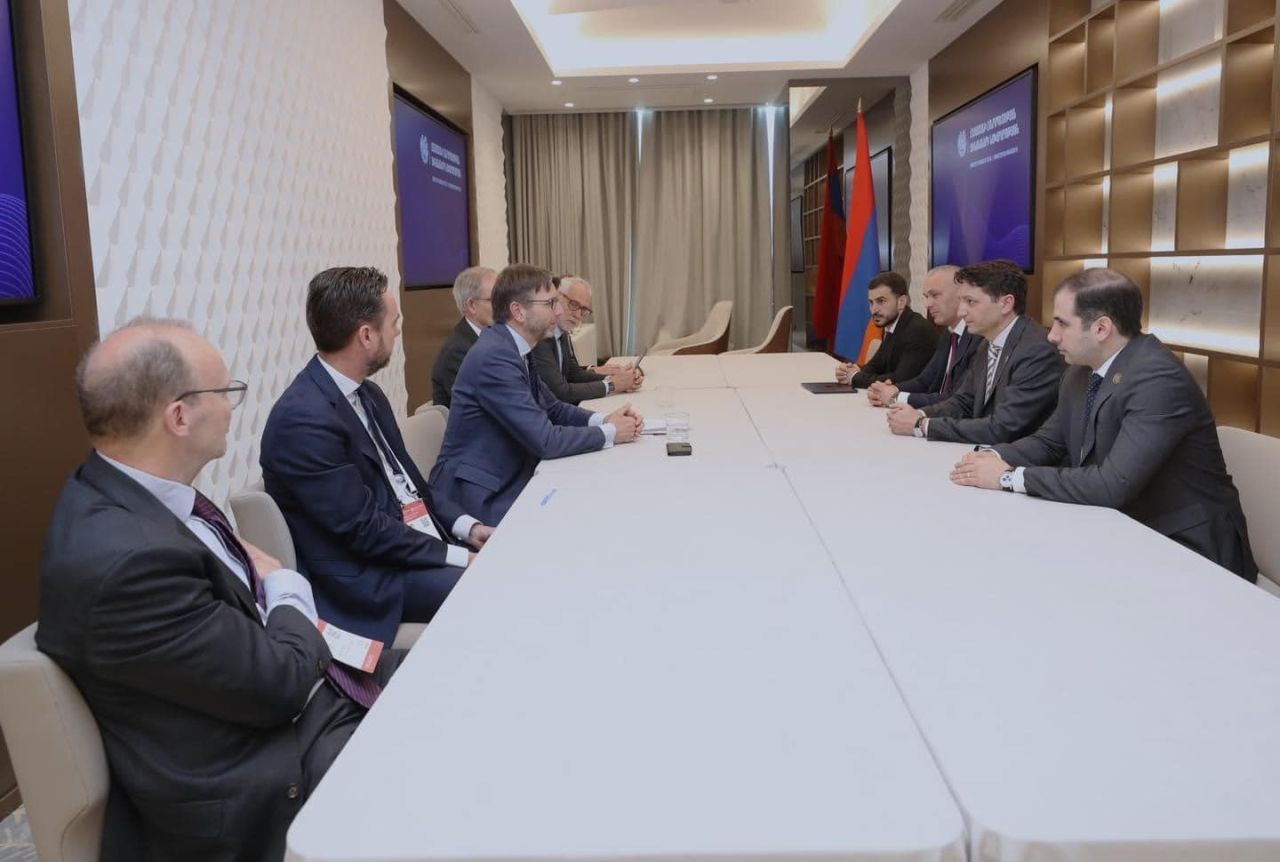 Ֆինանսների նախարար Վահե Հովհաննիսյանը հանդիպել է Նիդերլանդների Թագավորության պատվիրակության հետ