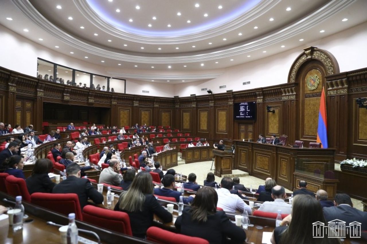 Խորհրդարանը երկրորդ ընթերցմամբ ընդունել է մի շարք օրենսդրական նախաձեռնություններ