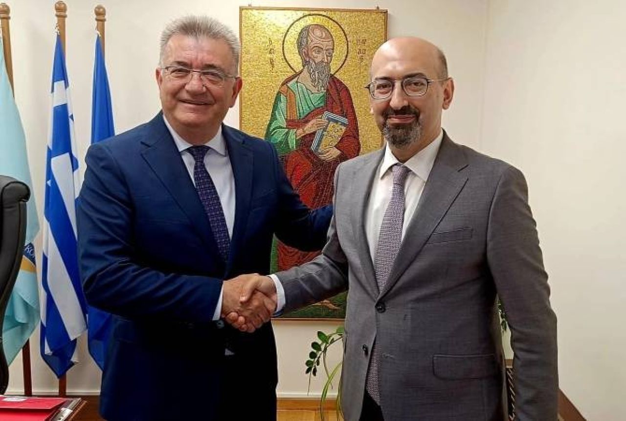 Հունաստանում ՀՀ դեսպանը և Կորնթոսի քաղաքապետը զբոսաշրջային եւ կրթական ծրագրերի զարգացման հարցեր են քննարկել