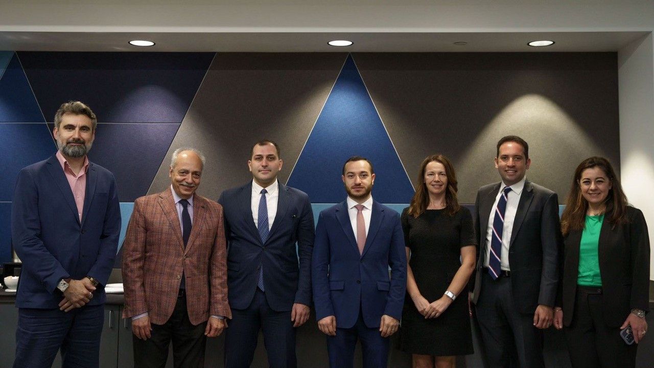 Մխիթար Հայրապետյանը հանդիպել է Lam Research Corporation-ի կորպորատիվ ռազմավարության գծով փոխնախագահ Օդրի Չարլզի հետ