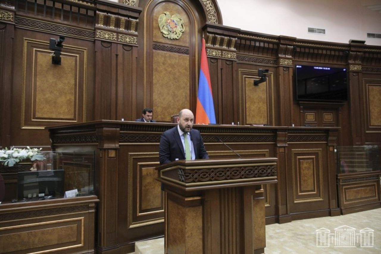 Խորհրդարանին ներկայացվել է ՀՀ ԿԲ գործունեության վերաբերյալ տարեկան հաղորդումը