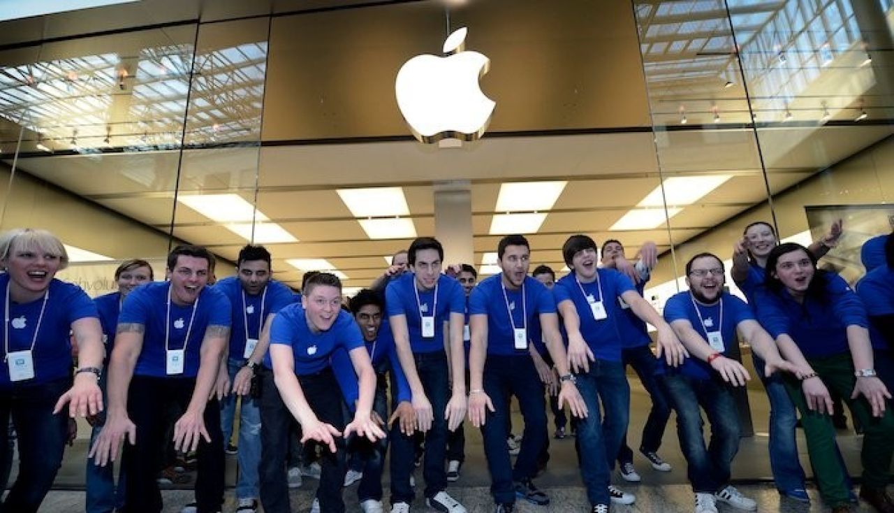 12.000 աշխատակից դատի է տվել Apple-ին
