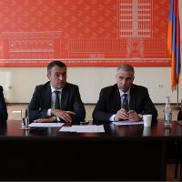 Կադաստրի կոմիտեում քննարկվել են մարզկենտրոններում խորհրդատվական կենտրոններ ունենալու նախագծին վերաբերող հարցեր