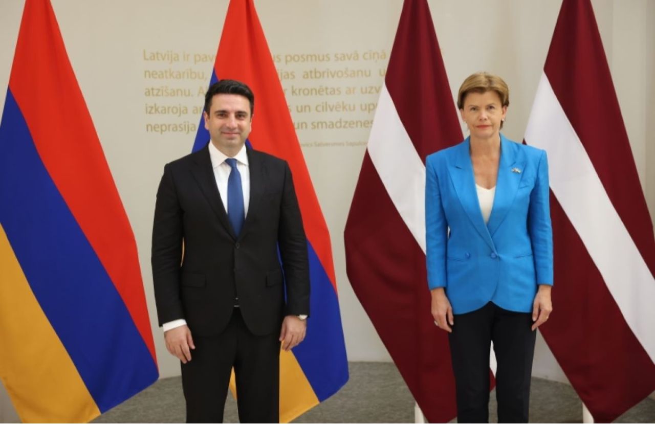ՀՀ առաջնահերթություններից է ԵՄ-ի հետ վիզաների ազատականացման երկխոսության մեկնարկը. Ալեն Սիմոնյանը՝ Լատվիայի ԱԳ նախարար Բայբա Բրաժեին