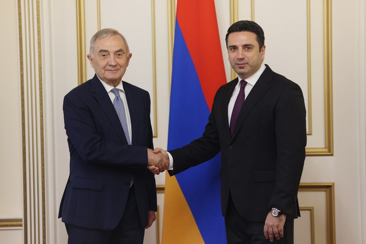 Ալեն Սիմոնյանն ընդունել է Սեւծովյան տնտեսական համագործակցության կազմակերպության գլխավոր քարտուղար Լազար Կոմանեսկուին