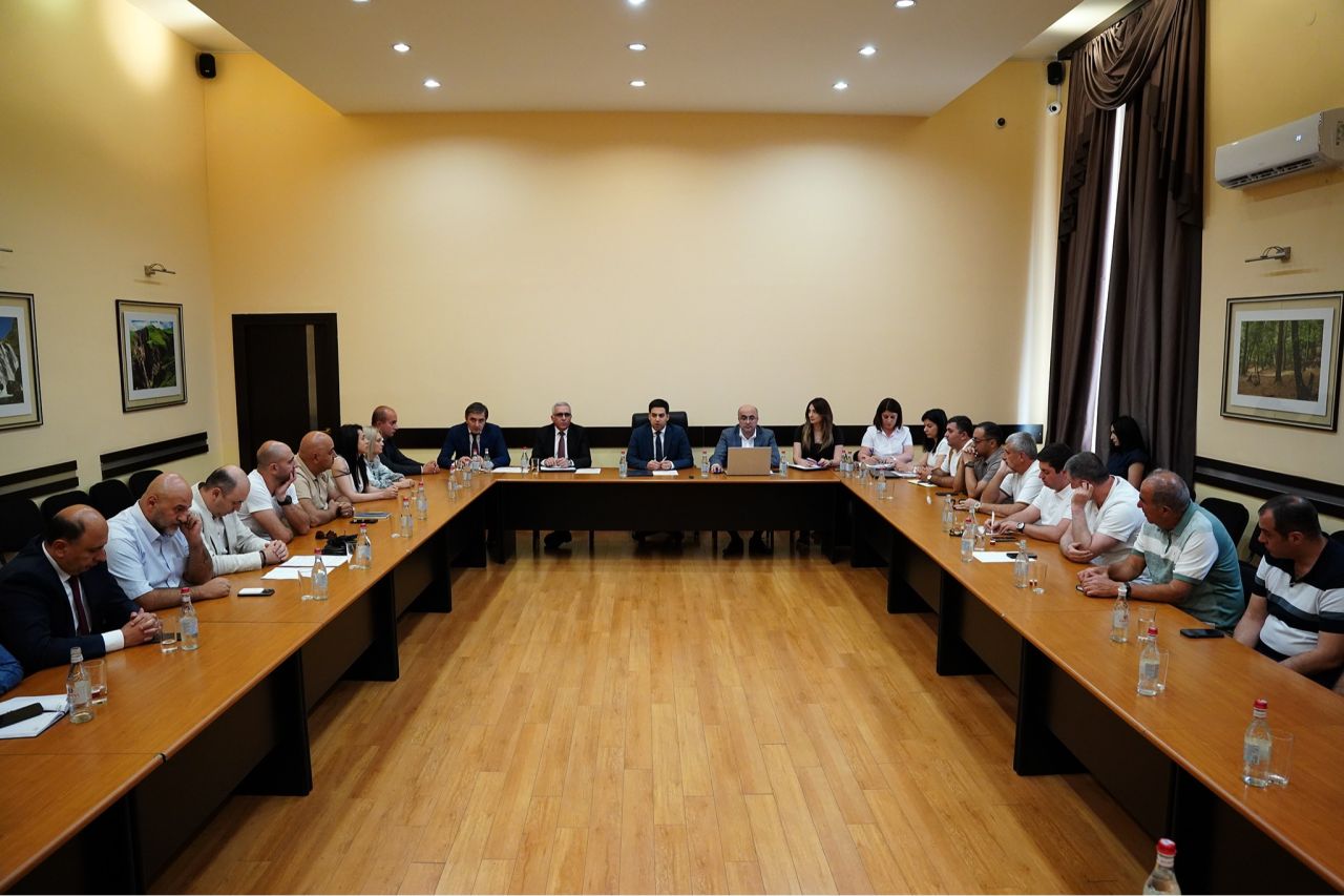 Հանդիպում կառուցապատման ոլորտում գործունեություն իրականացնող տնտեսվարողների հետ