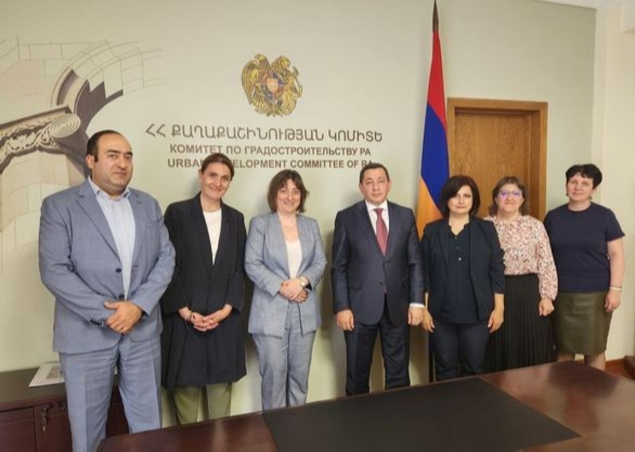 ՄԱԶԾ մշտական ներկայացուցիչ Նաթիա Նացվլիշվիլիին հանդիպում է ունեցել Քաղաքաշինության կոմիտեի նախագահ Եղիազար Վարդանյանի հետ