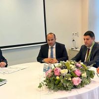 Նարեկ Մկրտչյանը հանդիպում է ունեցել Եվրոպայի խորհրդի Տեղական և տարածքային իշխանությունների կոնգրեսի նախագահ Մարկ Քոլսի հետ