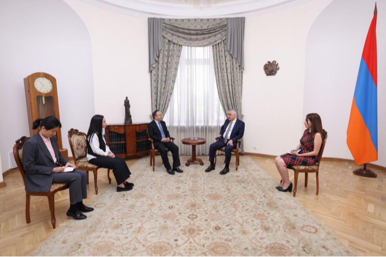 Փոխվարչապետ Մհեր Գրիգորյանը հրաժեշտի հանդիպում է ունեցել Չինաստանի դեսպանի հետ