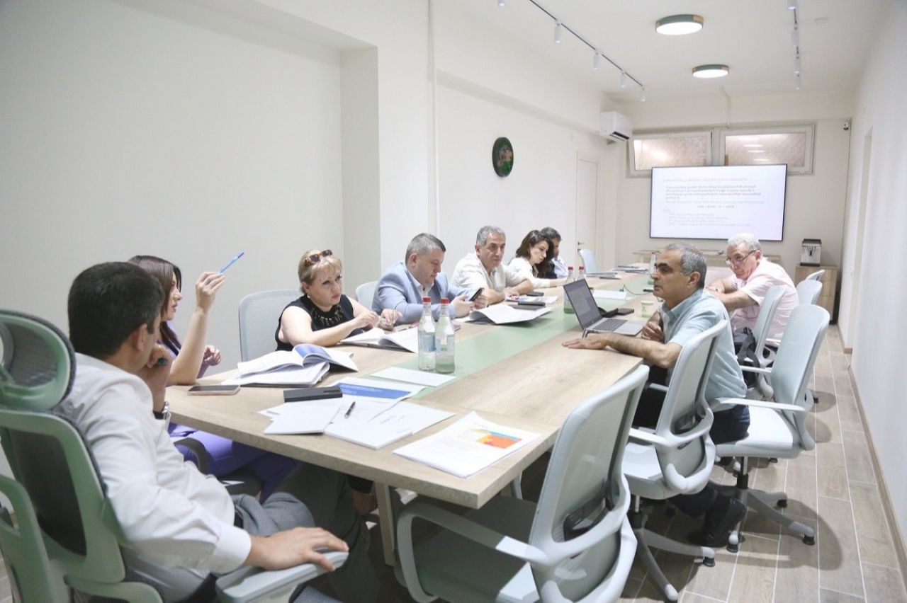 Շրջակա միջավայրի նախարարի տեղակալ Տիգրան Գաբրիելյանի գլխավորությամբ քննարկվել են ջրային ռեսուրսների կառավարման հիմնախնդիրները