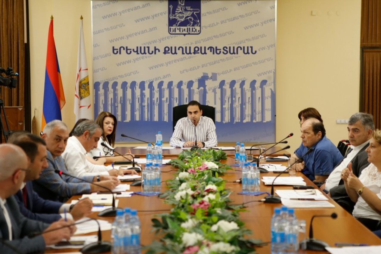 «Մենք շարունակելու ենք իրականացնել տարբեր ծրագրեր՝ Երևանն առավել ներառական ու մատչելի դարձնելու համար». Տիգրան Ավինյան
